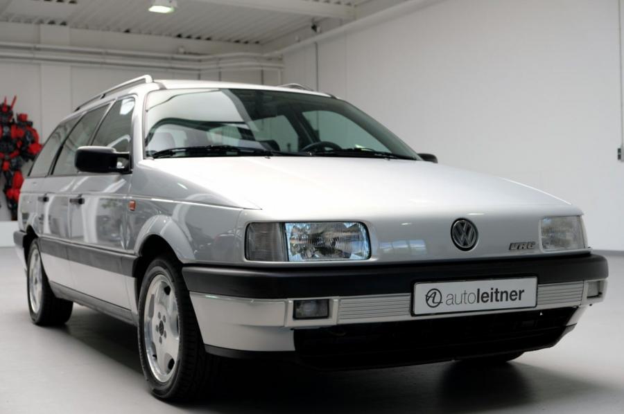  Volkswagen Passat VR6 Variant Satinsilber Metallic (B3) 1992 года  (фото 28 из 51)